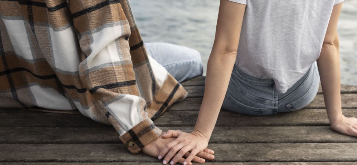 couple-spending-time-together-outdoors